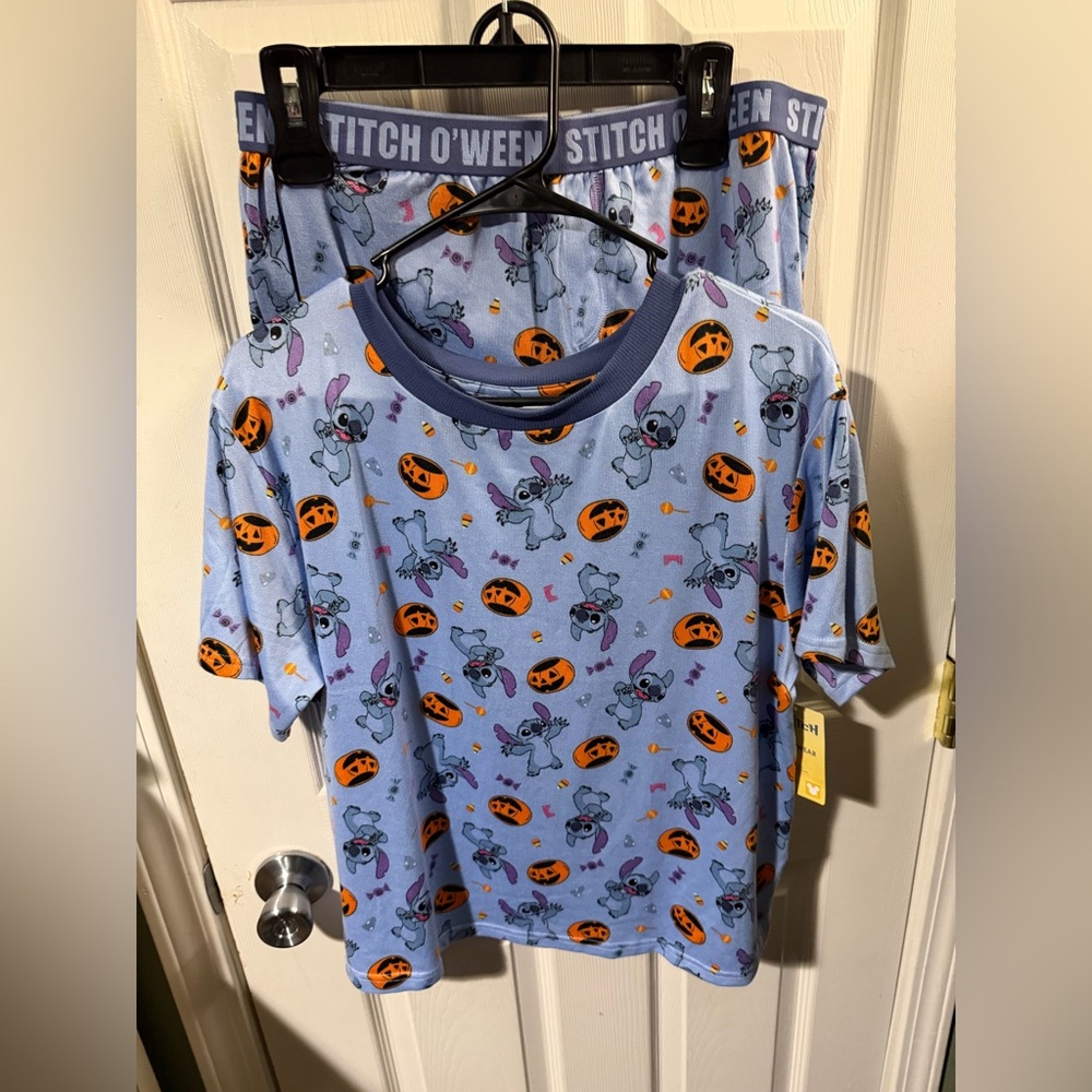❣️❄️Disney Stitch O'Ween Blue Pajama Set